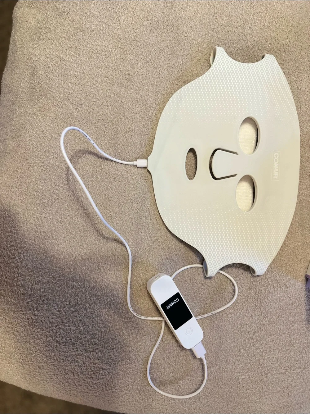 Conair White LED Facial Mask with Remote Control